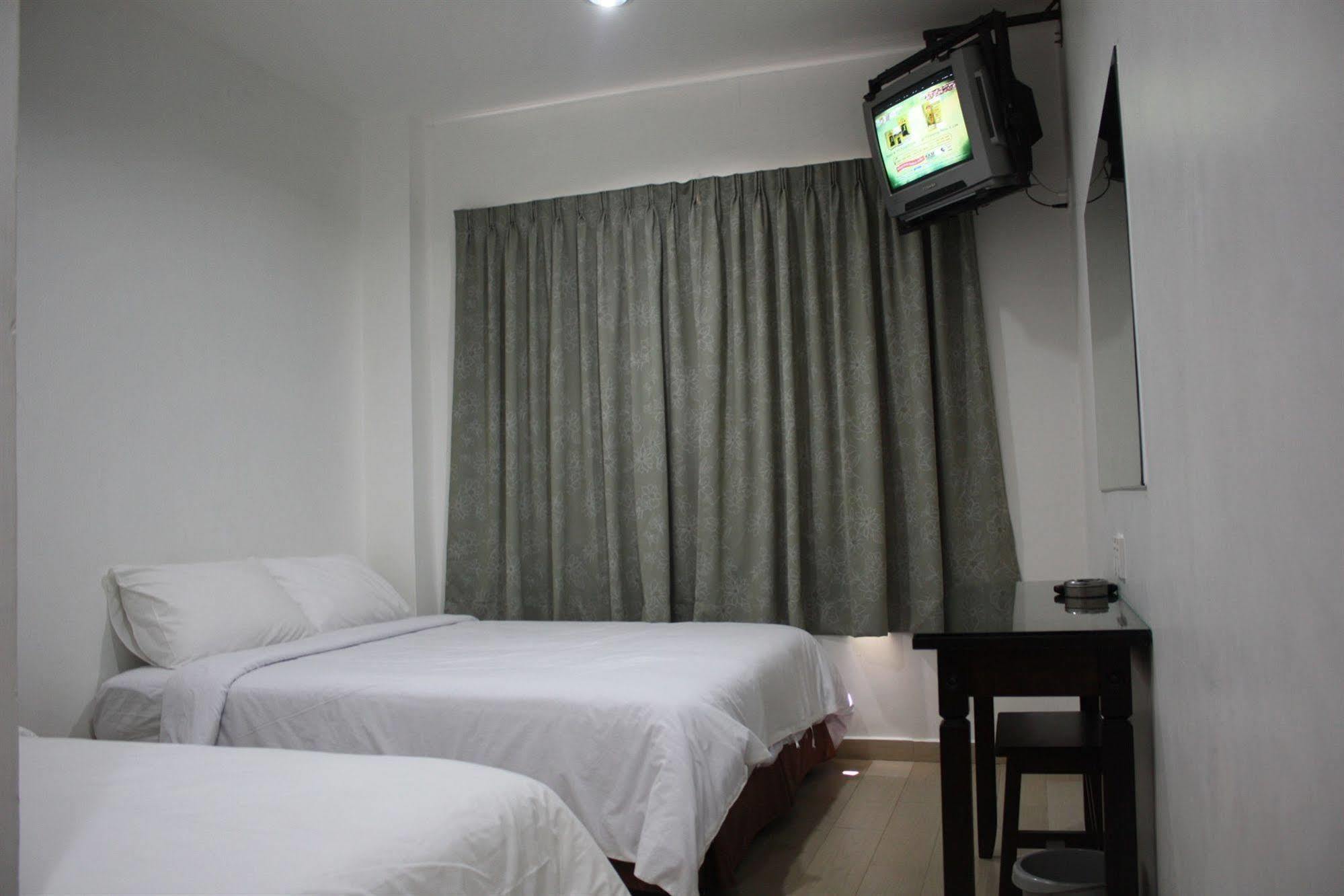 Dynasty Inn - Wakaf Che Yeh Bagian luar foto
